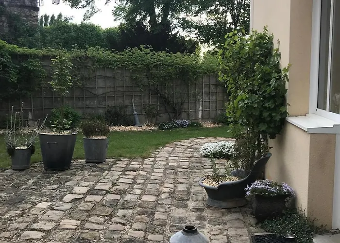 Frühstückspension Maison Centre 3*